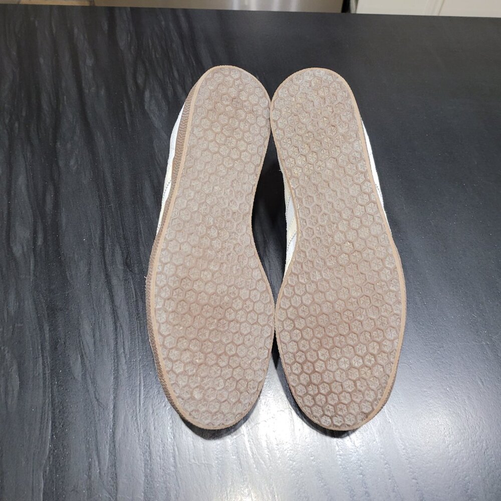 Adidas Gazelle Originals OG Blue Tint/ White Gum Sole CQ2178 - Picture 10 of 16